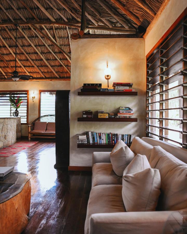 Gaia Riverlodge Unitedville Екстериор снимка