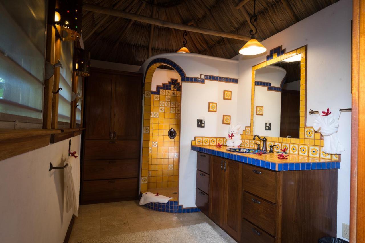 Gaia Riverlodge Unitedville Екстериор снимка