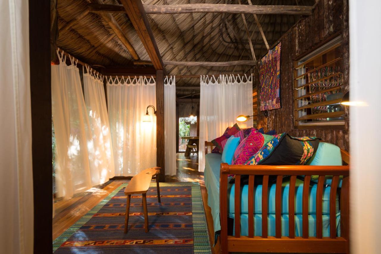 Gaia Riverlodge Unitedville Екстериор снимка