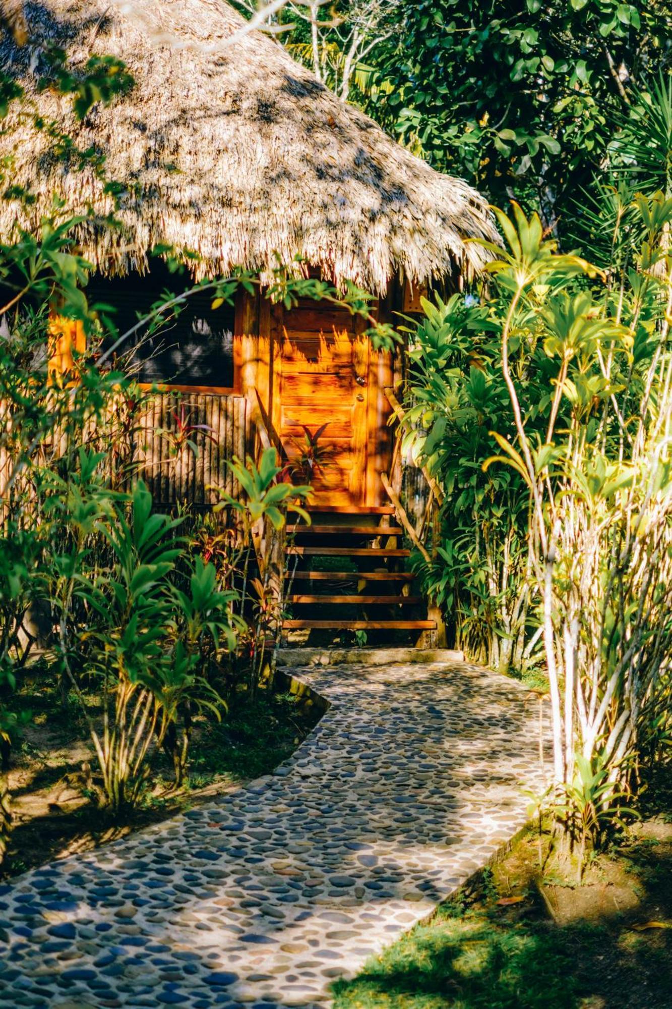 Gaia Riverlodge Unitedville Екстериор снимка