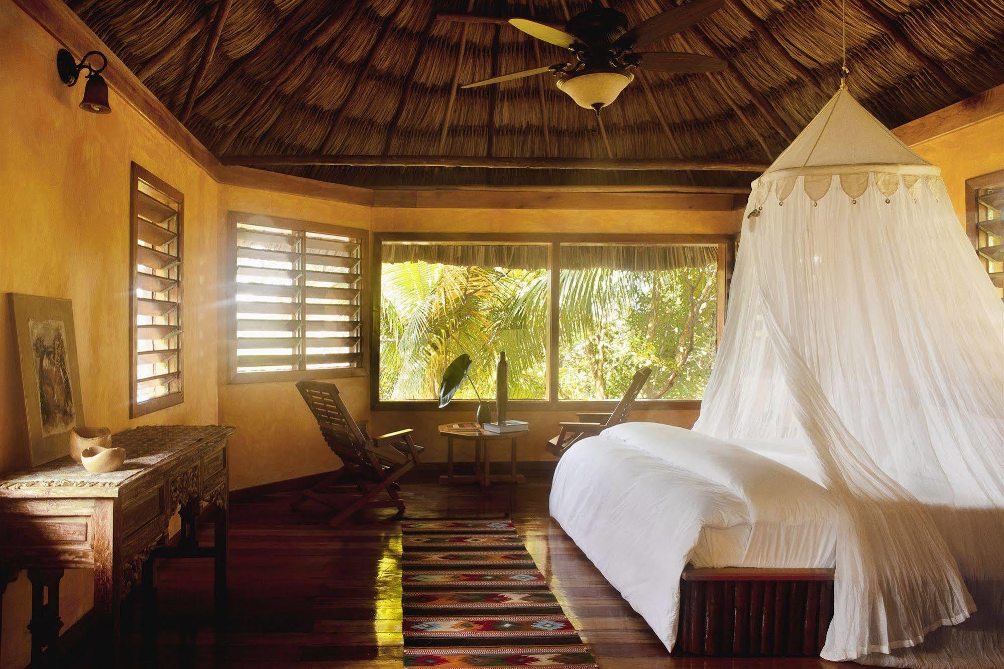 Gaia Riverlodge Unitedville Екстериор снимка
